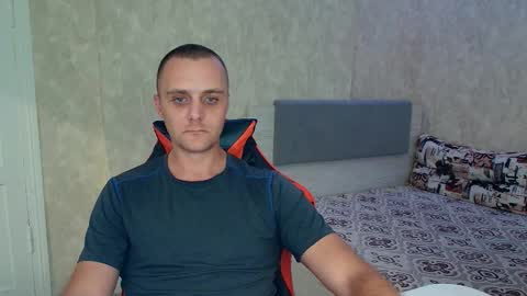 Snapshot of lucky_guy99 chatting on September 9, 6:52 pm Ethan online show from September 9, 6:52 pm