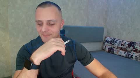 Snapshot of lucky_guy99 chatting on January 13, 10:13 pm Ethan online show from January 13, 10:13 pm