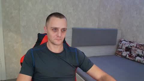 Snapshot of lucky_guy99 chatting on February 5, 8:35 pm Ethan online show from February 5, 8:35 pm