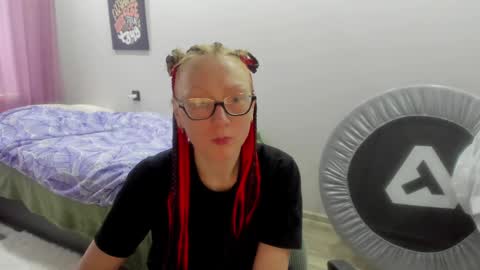 lucky_licky20 online show from February 13, 5:58 am