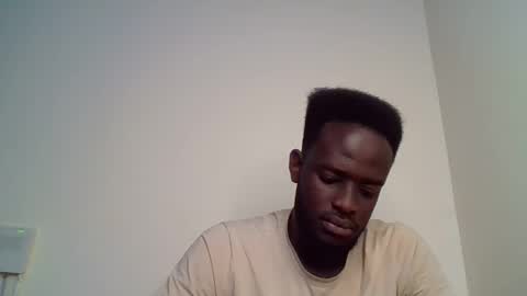 Snapshot of luckycharly chatting on February 14, 9:03 am MASTER DOM online show from February 14, 9:03 am