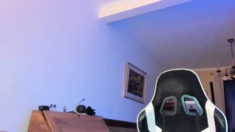 Lucky online show from January 9, 6:46 pm