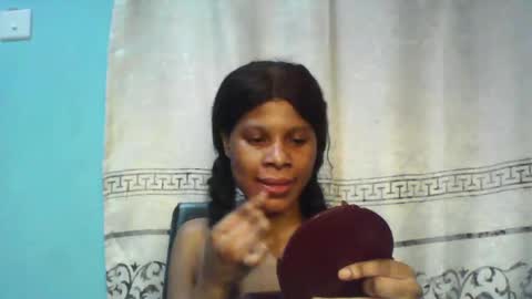 Snapshot of luckymadequeen chatting on February 16, 7:26 am Gloria online show from February 16, 7:26 am