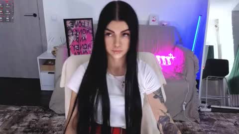 Monika online show from November 14, 1:57 pm