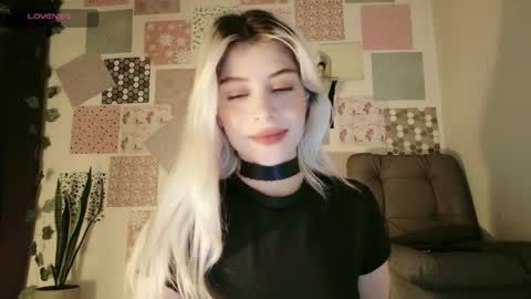 luckysapphire777 online show from May 27, 10:23 am