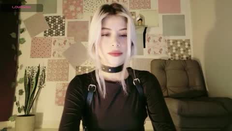 luckysapphire777 online show from May 25, 1:28 pm