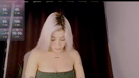 luckysapphire777 online show from October 1, 11:42 am