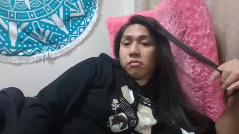 Snapshot of luckyts_cumx chatting on February 12, 12:12 pm luckyts_cumx online show from February 12, 12:12 pm