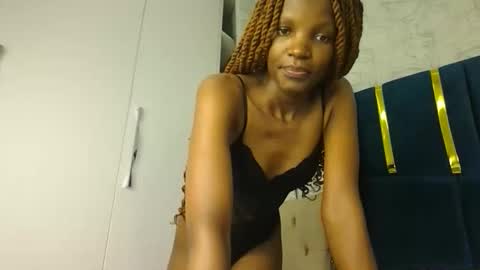 Snapshot of luckyy003 chatting on September 11, 10:22 pm brielle online show from September 11, 10:22 pm