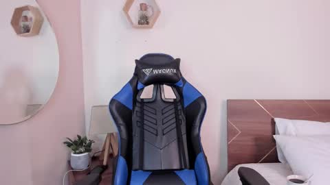 Your Lucy online show from October 19, 5:12 am