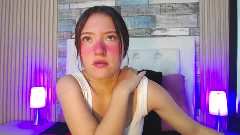 lucy_hs online show from February 15, 4:03 am