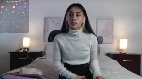 Snapshot of lucy_joi chatting on March 1, 8:53 pm Luciana online show from March 1, 8:53 pm
