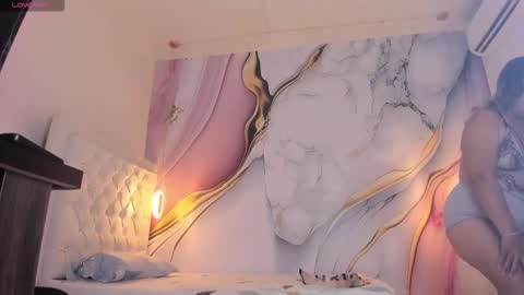 Lucy online show from December 1, 12:03 pm