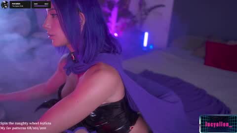 Snapshot of lucyallenx chatting on September 19, 8:01 pm Lucy Alien online show from September 19, 8:01 pm