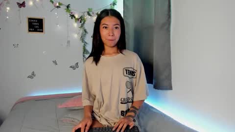 Lucy online show from December 5, 3:33 pm