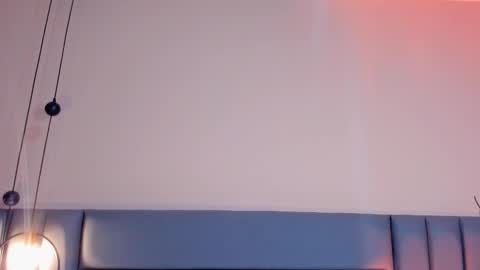 LucyJhonsonn online show from February 22, 4:18 am