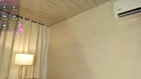 Lucy online show from March 8, 2:15 am