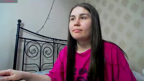 Lucy online show from April 25, 11:46 pm