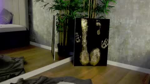 lucyrayy online show from March 3, 10:06 pm