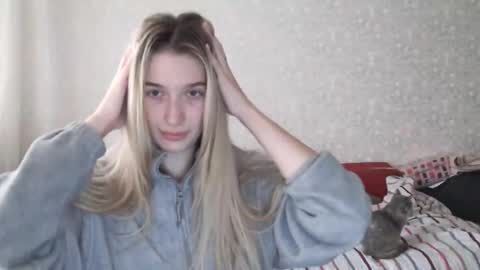Lucy Ree online show from September 15, 9:00 am
