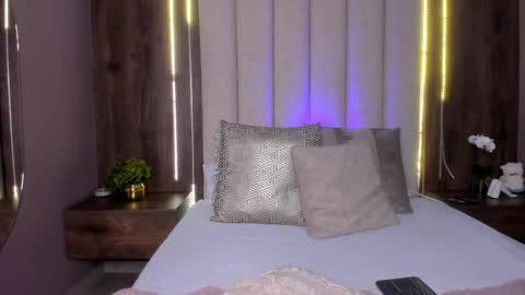 Lucy online show from October 2, 6:07 pm