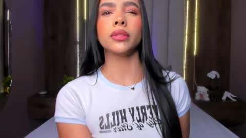 Lucy online show from September 27, 1:20 pm