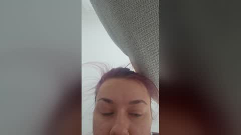 lucyxlou online show from March 5, 9:51 am