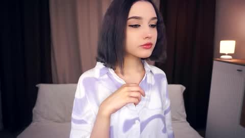 luellazahnen online show from September 16, 6:55 pm