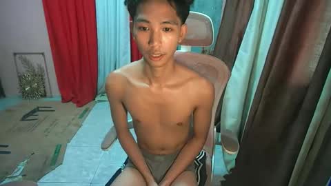 lui_the_fucker online show from January 19, 4:55 am