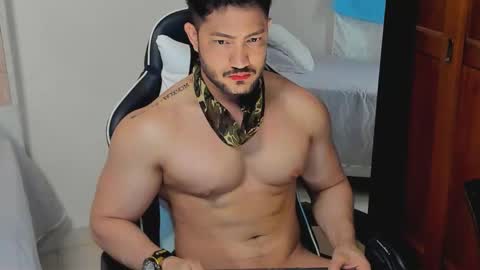 luis_baptista online show from October 26, 3:07 am