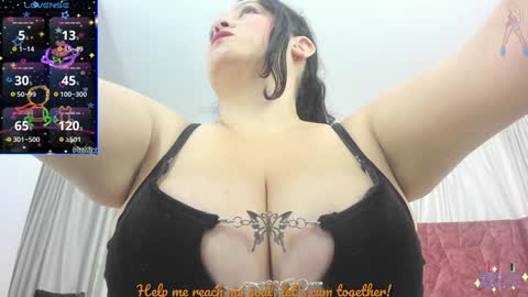 Snapshot of luisa_eliza chatting on January 31, 7:40 pm sigueme en instagram luisaeliza online show from January 31, 7:40 pm