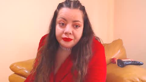 Snapshot of luisahornydoll chatting on February 19, 7:06 am Cassie online show from February 19, 7:06 am