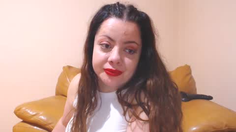 Snapshot of luisahornydoll chatting on March 3, 9:26 pm Cassie online show from March 3, 9:26 pm