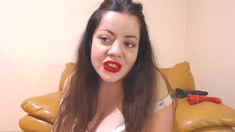 Snapshot of luisahornydoll chatting on February 8, 9:15 pm Cassie online show from February 8, 9:15 pm