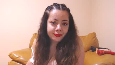 Snapshot of luisahornydoll chatting on February 15, 3:39 pm Cassie online show from February 15, 3:39 pm