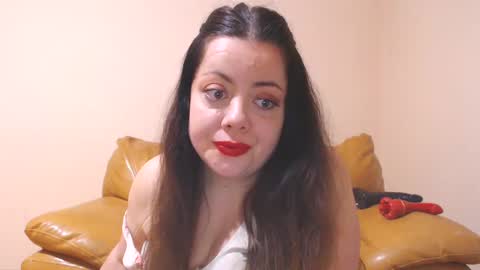 Snapshot of luisahornydoll chatting on February 9, 5:43 pm Cassie online show from February 9, 5:43 pm