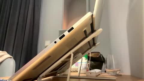 Luisa Monsters online show from October 21, 9:58 am