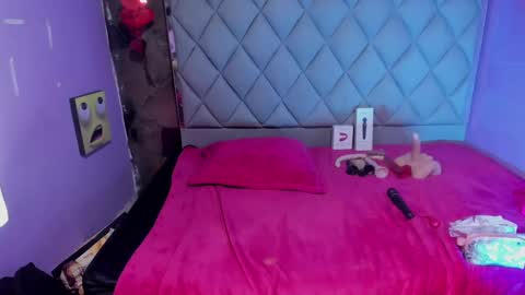 luisanaboobs online show from January 16, 6:25 am