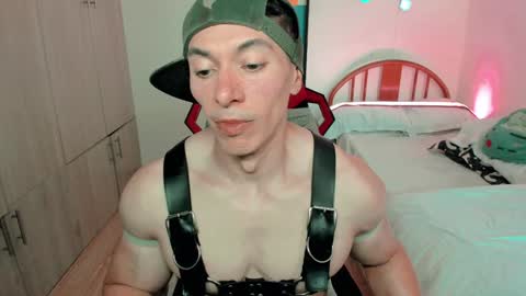 Snapshot of luisfernikesportboy chatting on January 31, 4:38 pm Luis Fer PVT IS OPEN online show from January 31, 4:38 pm