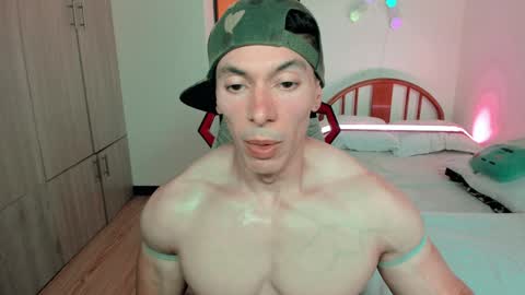 Snapshot of luisfernikesportboy chatting on January 30, 3:40 pm Luis Fer PVT IS OPEN online show from January 30, 3:40 pm