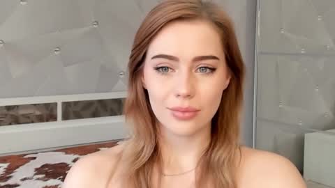 Lizzy online show from October 30, 11:33 am