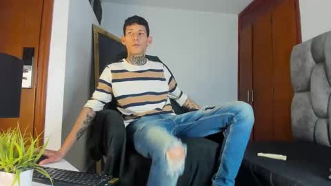 lujuriau_u online show from October 14, 1:41 am