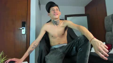 lujuriau_u online show from October 5, 3:48 am