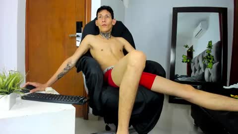 lujuriau_u online show from October 8, 5:13 am