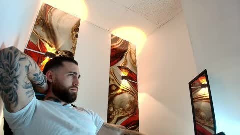 LUKE online show from April 9, 1:06 pm