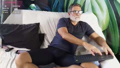 Luke Crews online show from January 14, 6:38 pm