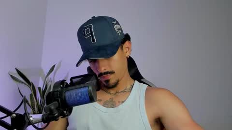 Luke Taylor online show from March 3, 3:08 pm