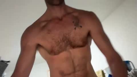 MR. Luke Gunn online show from December 3, 10:56 pm