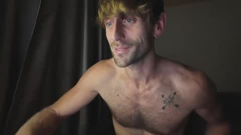 MR. Luke Gunn online show from November 8, 3:09 am