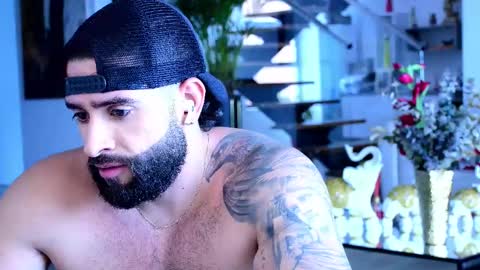 Lukhas f4f online show from February 26, 6:59 pm